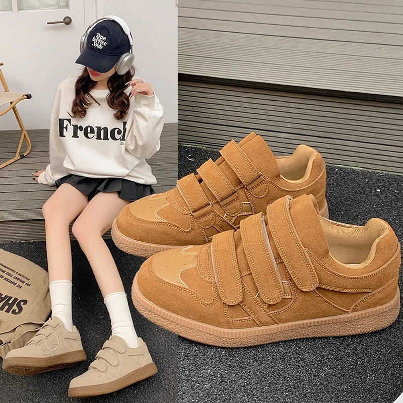 Женские спортивные и повседневные туфли на толстой подошве с круглым носком, разноцветные, модные, универсальные, удобные, нескользящие, дышащие
Женские спортивные и повседневные туфли на толстой подошве с круглым носком, разноцветные, модные, универсальные, удобные, нескользящие, дышащие