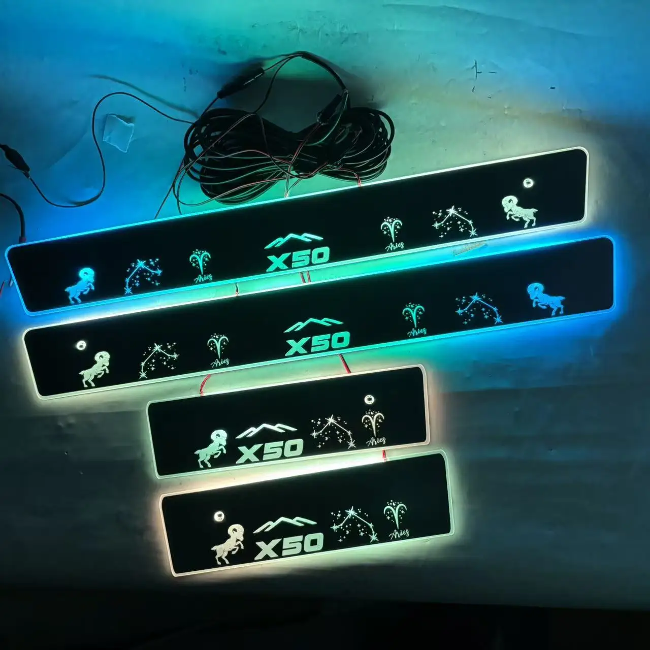 4pcs/set Multi mode flowing light dynamic welcome pedal LED light threshold strip suitable for proton x50 2021 2022 2023 -202626
4pcs/set Multi mode flowing light dynamic welcome pedal LED light threshold strip suitable for proton x50 2021 2022 2023 -202626