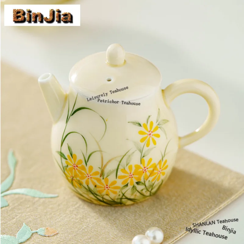 130ml Egg Yolk Glaze Hand-painted Daisy Teapot Ancient Tea Infuser Pot Tea Soaking Kettle With Ball Hole Kung Fu Tea Cha Gift
130ml Egg Yolk Glaze Hand-painted Daisy Teapot Ancient Tea Infuser Pot Tea Soaking Kettle With Ball Hole Kung Fu Tea Cha Gift