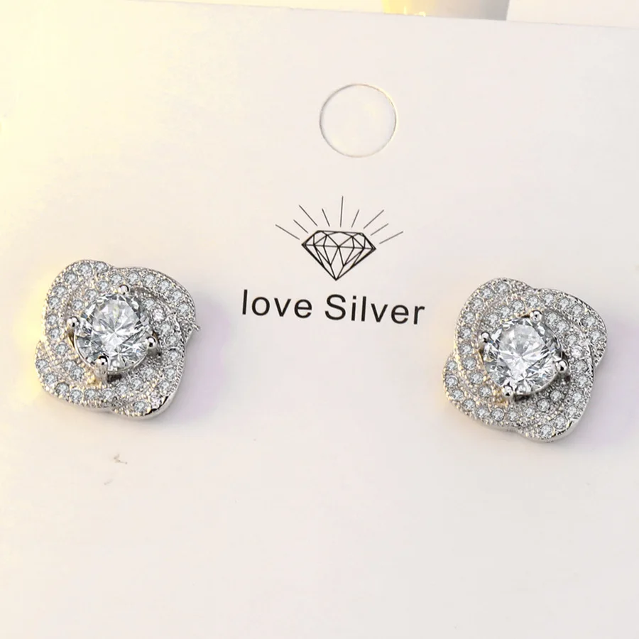 Faionable Rotating Love Diamond Engagement Earrings Women's Sli Studs Fre out New Jewelry Silver Gemstone E569
Faionable Rotating Love Diamond Engagement Earrings Women's Sli Studs Fre out New Jewelry Silver Gemstone E569