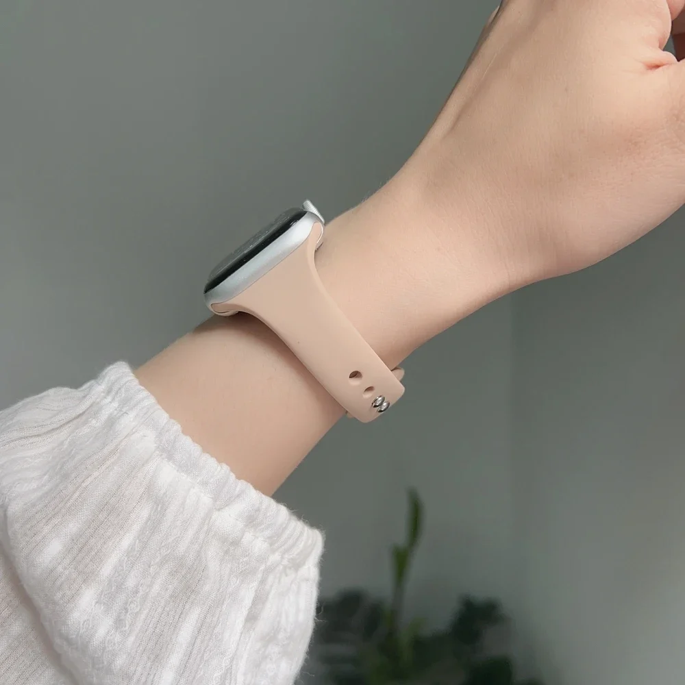 Excellent Silicone Strap slim For Apple Watch band for iwatch women Series 10/9/8/7/6/ 38mm 40mm 41mm 42mm 44mm 45mm 46mm 49mm
Excellent Silicone Strap slim For Apple Watch band for iwatch women Series 10/9/8/7/6/ 38mm 40mm 41mm 42mm 44mm 45mm 46mm 49mm