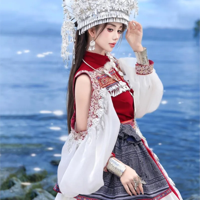 Design of national costume female embroidery heavy industry off-shoulder wind improved dance photography
Design of national costume female embroidery heavy industry off-shoulder wind improved dance photography