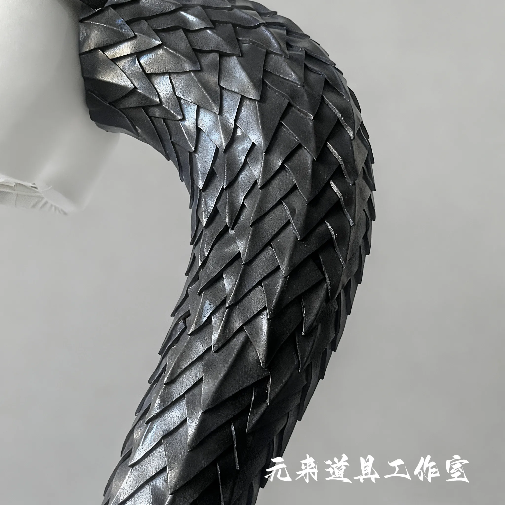 Game Arknights Zuo Le Tail Prop Dragon Tail Prop Cosplay Halloween Christmas Party Props for Comic Show
Game Arknights Zuo Le Tail Prop Dragon Tail Prop Cosplay Halloween Christmas Party Props for Comic Show