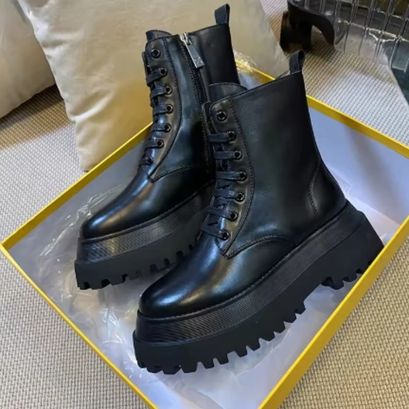 Women Boots New Winter Solid Color Thin Single Shoes Woman Breathable Platform Increased Motorcycle Boots Autumn Fashion Boots
Women Boots New Winter Solid Color Thin Single Shoes Woman Breathable Platform Increased Motorcycle Boots Autumn Fashion Boots