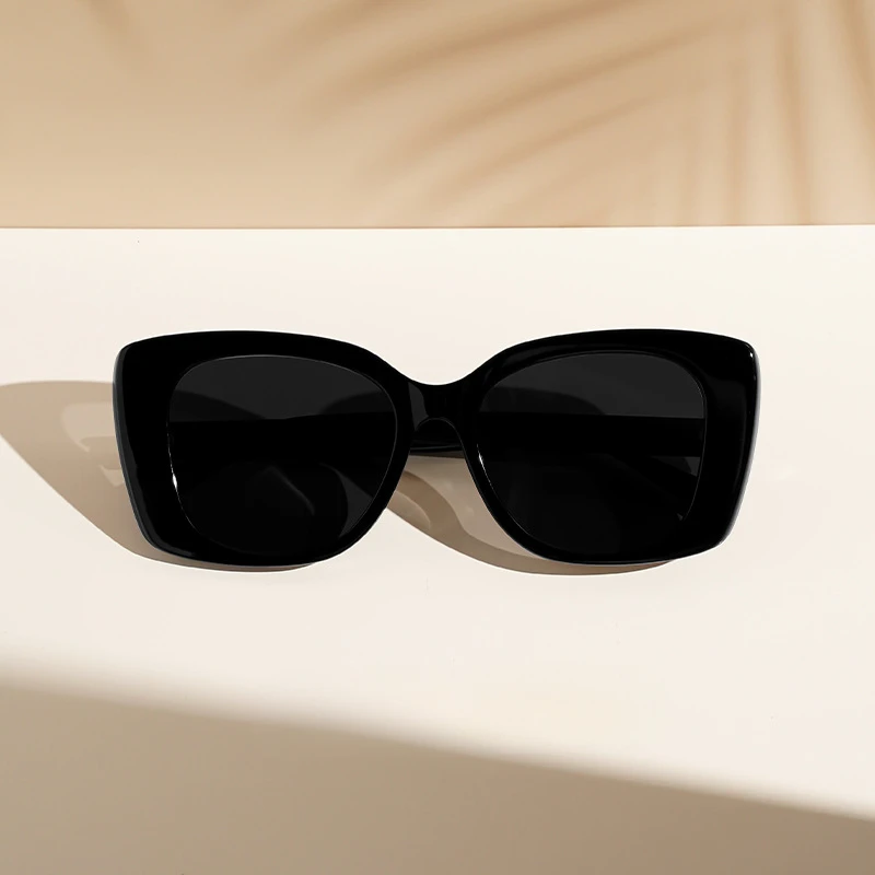 1042 Big Square Rim Sunglasses Women's Fashion Trending Retro Sun Protection UV Protection Sunglasses
1042 Big Square Rim Sunglasses Women's Fashion Trending Retro Sun Protection UV Protection Sunglasses
