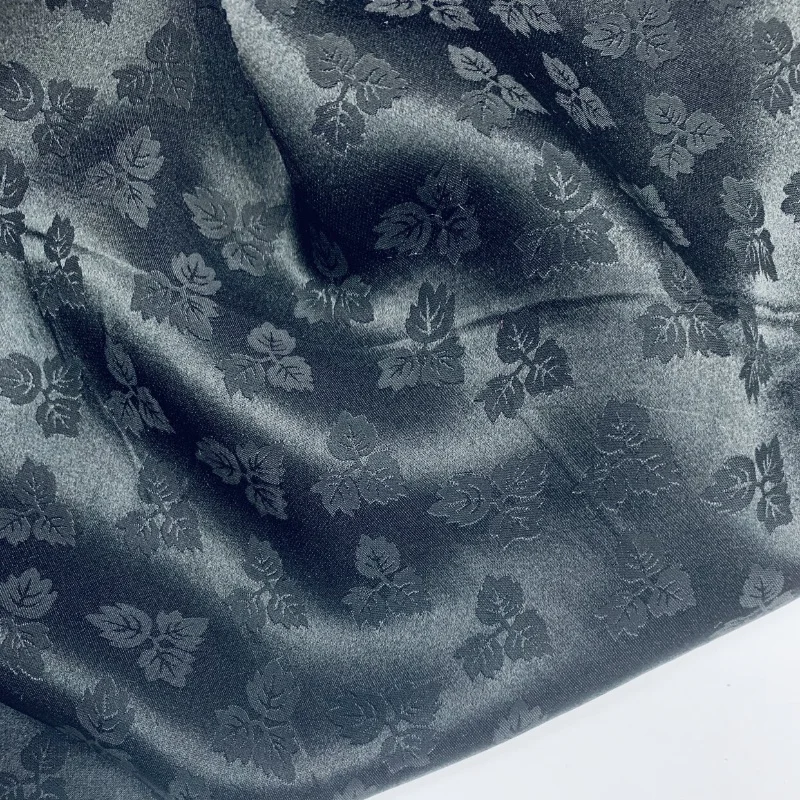 1 meter 100% Mulberry Silk 18 momme Jacquard Silk Fabric Black Leaf 140cm 55" wide by the yard JX232
1 meter 100% Mulberry Silk 18 momme Jacquard Silk Fabric Black Leaf 140cm 55" wide by the yard JX232