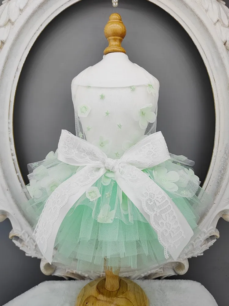 Handmade Dog Clothes Pet Dress Princess Style Little Flowers Slip Embroidery Stars Breathable Lace Tulle Tutu Party Holiday
Handmade Dog Clothes Pet Dress Princess Style Little Flowers Slip Embroidery Stars Breathable Lace Tulle Tutu Party Holiday
