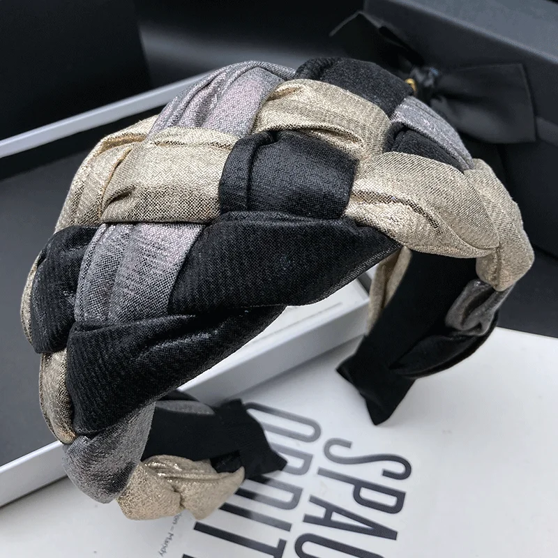 Retro woven hairpin hoop female high skull top adult hair binding headdress with wide edge compression Headband
Retro woven hairpin hoop female high skull top adult hair binding headdress with wide edge compression Headband