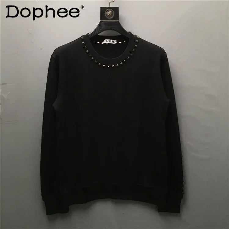 2025 Autumn New Heavy Industry Round Neck Rivet Long Sleeve Sweater Fashionable Trendy Men Loose Casual Pure Cotton Jacket
2025 Autumn New Heavy Industry Round Neck Rivet Long Sleeve Sweater Fashionable Trendy Men Loose Casual Pure Cotton Jacket