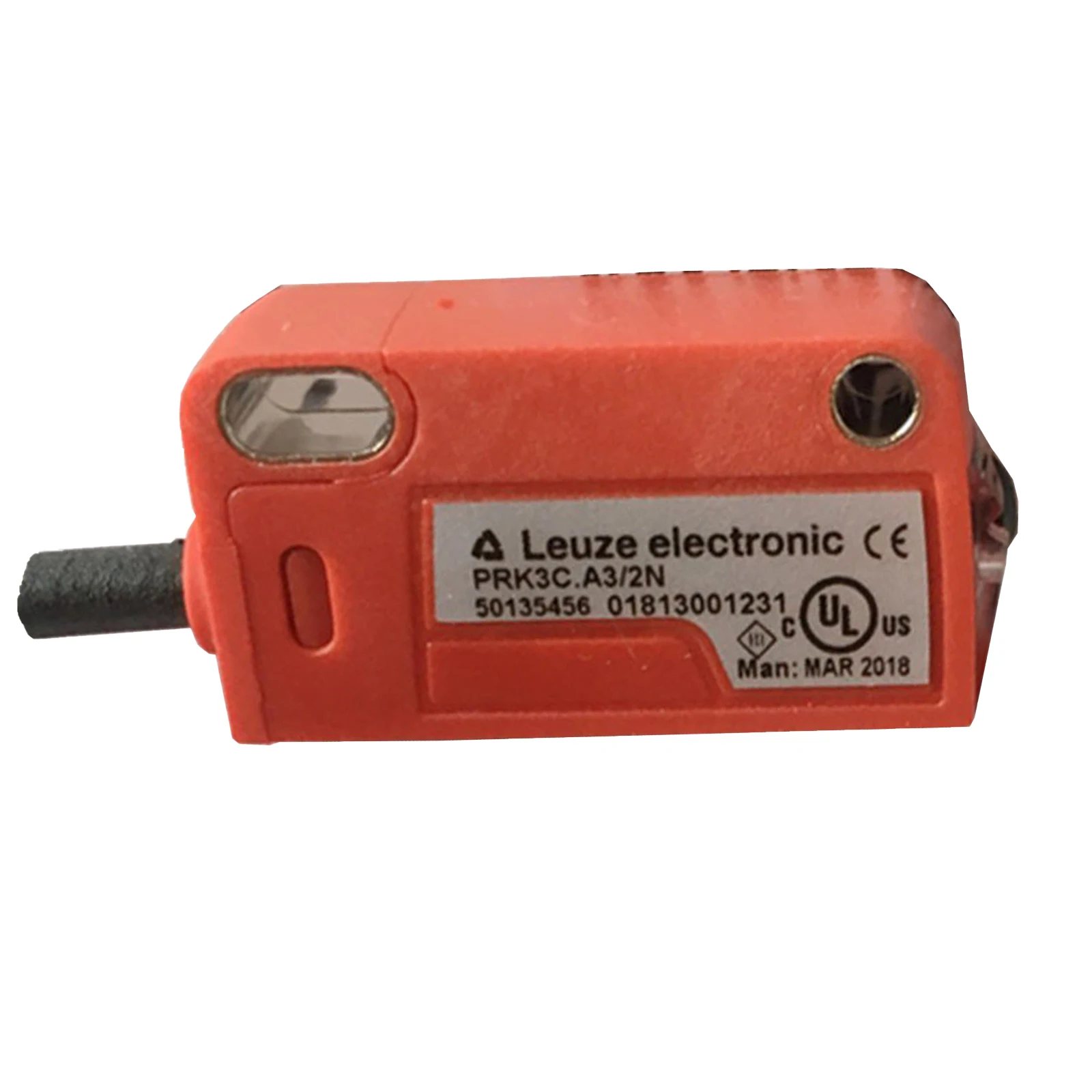 Новые оригинальные оптические датчики LEUZE PRK3C.A3/2N, фотоэлектрический переключатель с зеркальным отражением на складе
Новые оригинальные оптические датчики LEUZE PRK3C.A3/2N, фотоэлектрический переключатель с зеркальным отражением на складе