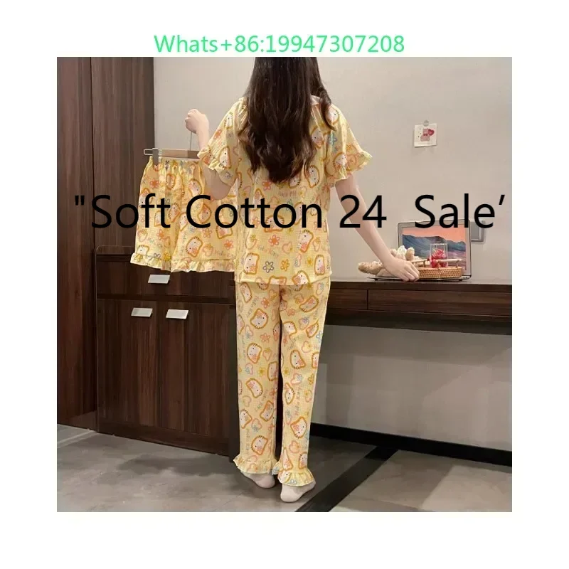 New Hello Kitty loose pajamas pure cotton with chest pads three-piece set short-sleeved shorts trousers Hello Kitty loungewear
New Hello Kitty loose pajamas pure cotton with chest pads three-piece set short-sleeved shorts trousers Hello Kitty loungewear