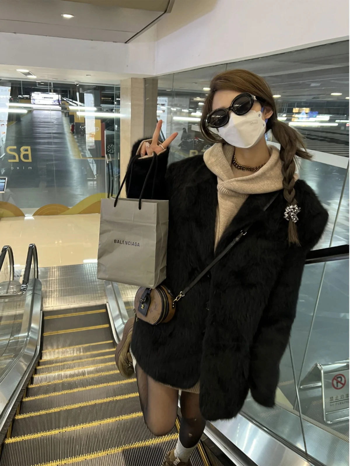 Xinlei Lin Camere Rabbit Fur Double Breasted Cotton Tweed Suit Jaet Women's Autumn Winter Street Sle Pure Color Coat
Xinlei Lin Camere Rabbit Fur Double Breasted Cotton Tweed Suit Jaet Women's Autumn Winter Street Sle Pure Color Coat