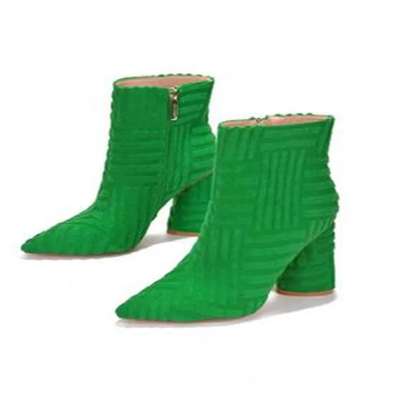 Boots Woman Winter 2022 New Warm Suede Plush Pointed Toe Luxury Fur Heels Fashion Western Zipper Black Comfortable Chelsea Boots
Boots Woman Winter 2022 New Warm Suede Plush Pointed Toe Luxury Fur Heels Fashion Western Zipper Black Comfortable Chelsea Boots