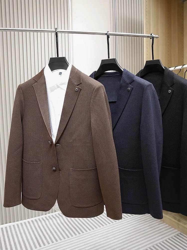 Итальянский высококачественный вязаный мужской деловой пиджак: модный повседневный осенний трикотажный жакет приталенного кроя
Итальянский высококачественный вязаный мужской деловой пиджак: модный повседневный осенний трикотажный жакет приталенного кроя