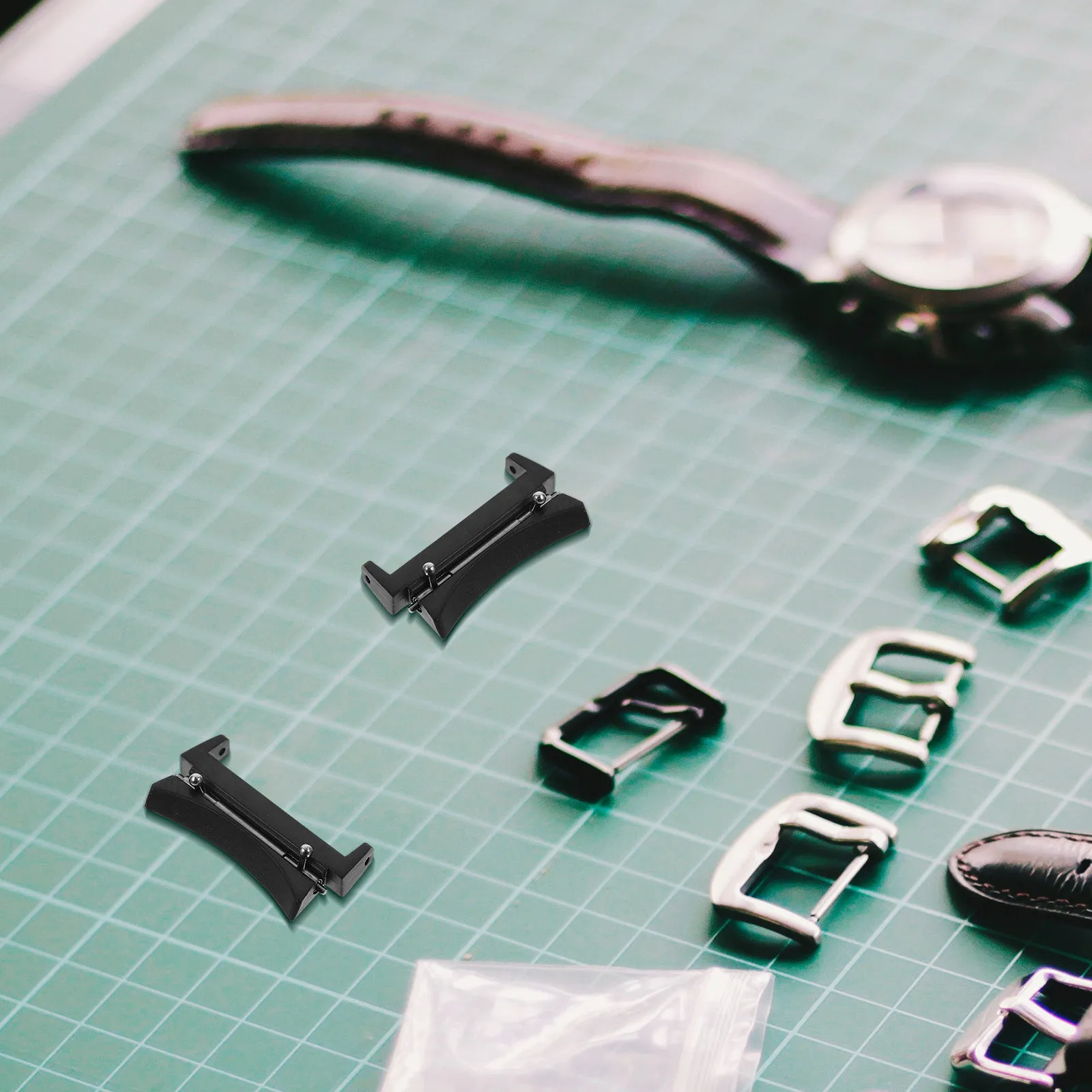 1 комплект: прочный металлический соединитель для ремешка часов, профессиональный адаптер для замены, компактный аксессуар для часов
1 комплект: прочный металлический соединитель для ремешка часов, профессиональный адаптер для замены, компактный аксессуар для часов