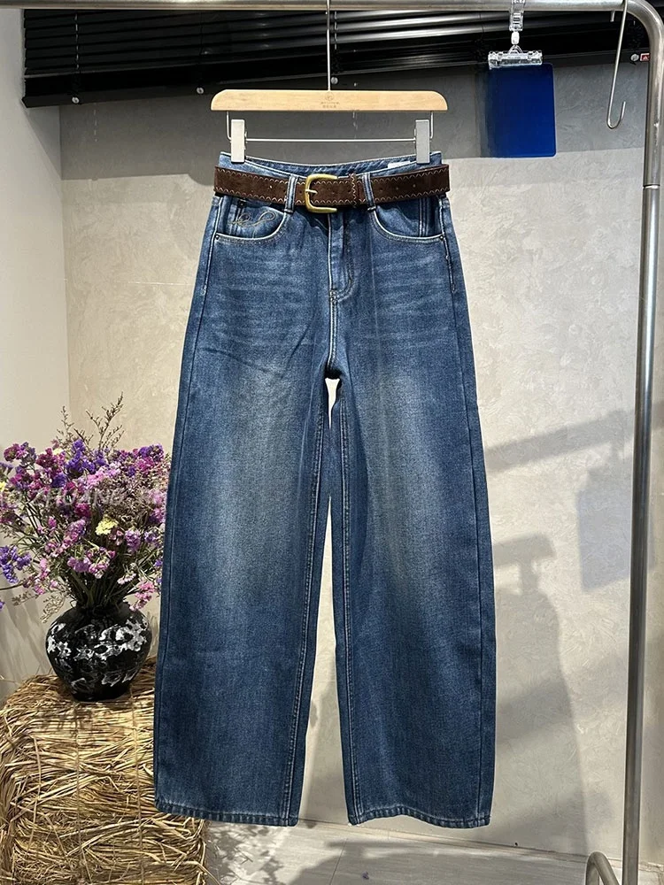 Женские джинсы с широкими штанинами и высокой талией в стиле ретро, осень-зима, новый дизайн, брюки прямого кроя, винтажные свободные брюки
Женские джинсы с широкими штанинами и высокой талией в стиле ретро, осень-зима, новый дизайн, брюки прямого кроя, винтажные свободные брюки