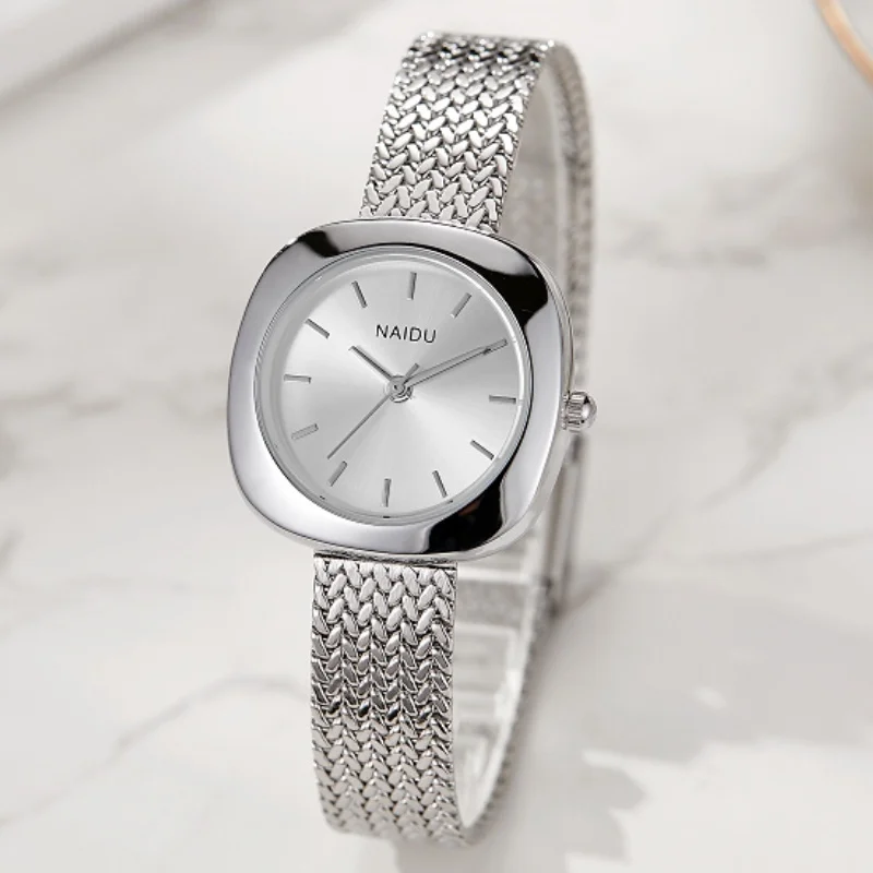 Fashionable Luxury Women's Watch Business Casual Sports Quartz Watches Ladies Classic Elegance Social Clock Holiday Gifts
Fashionable Luxury Women's Watch Business Casual Sports Quartz Watches Ladies Classic Elegance Social Clock Holiday Gifts