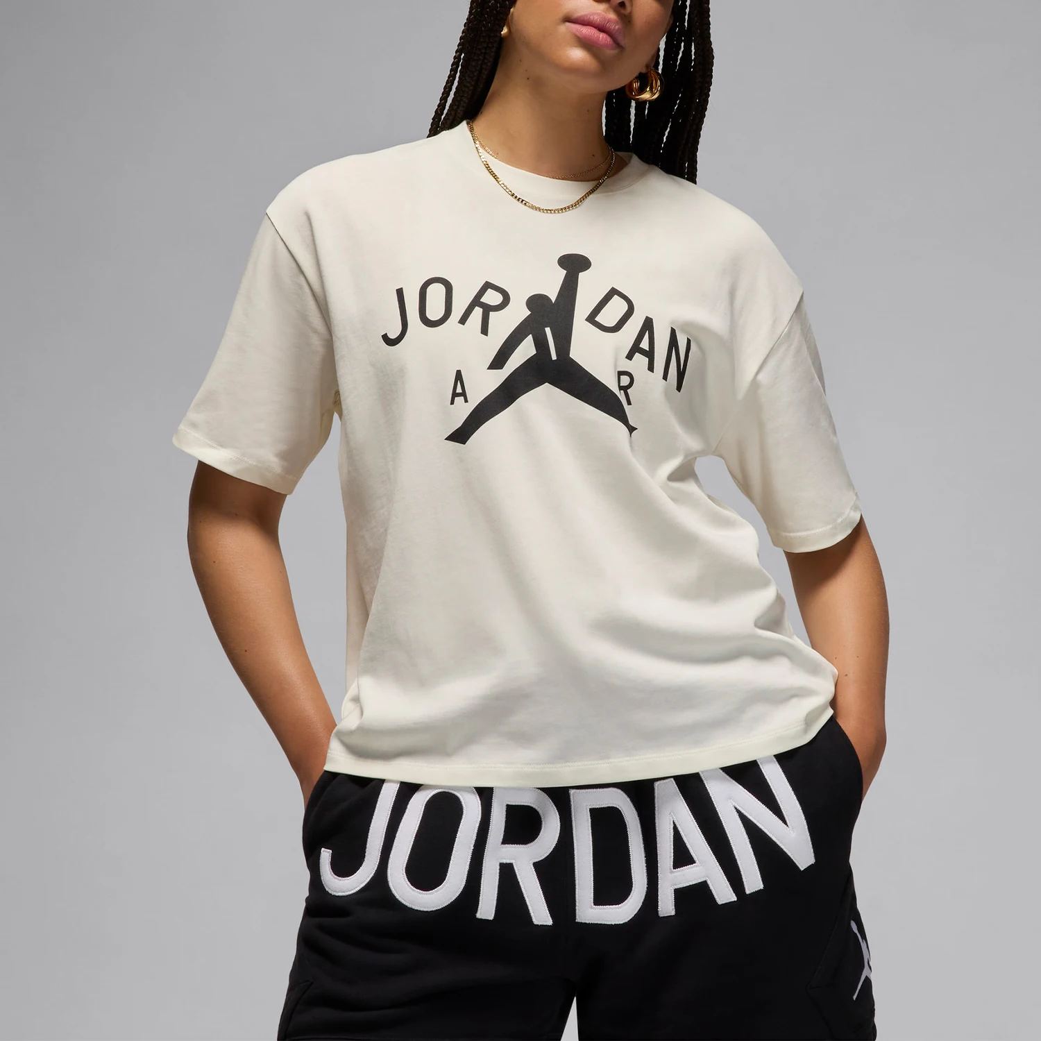 Nike genuine JORDAN men's and women's soft and breathable sports casual short sleeved FZ7525-133
Nike genuine JORDAN men's and women's soft and breathable sports casual short sleeved FZ7525-133