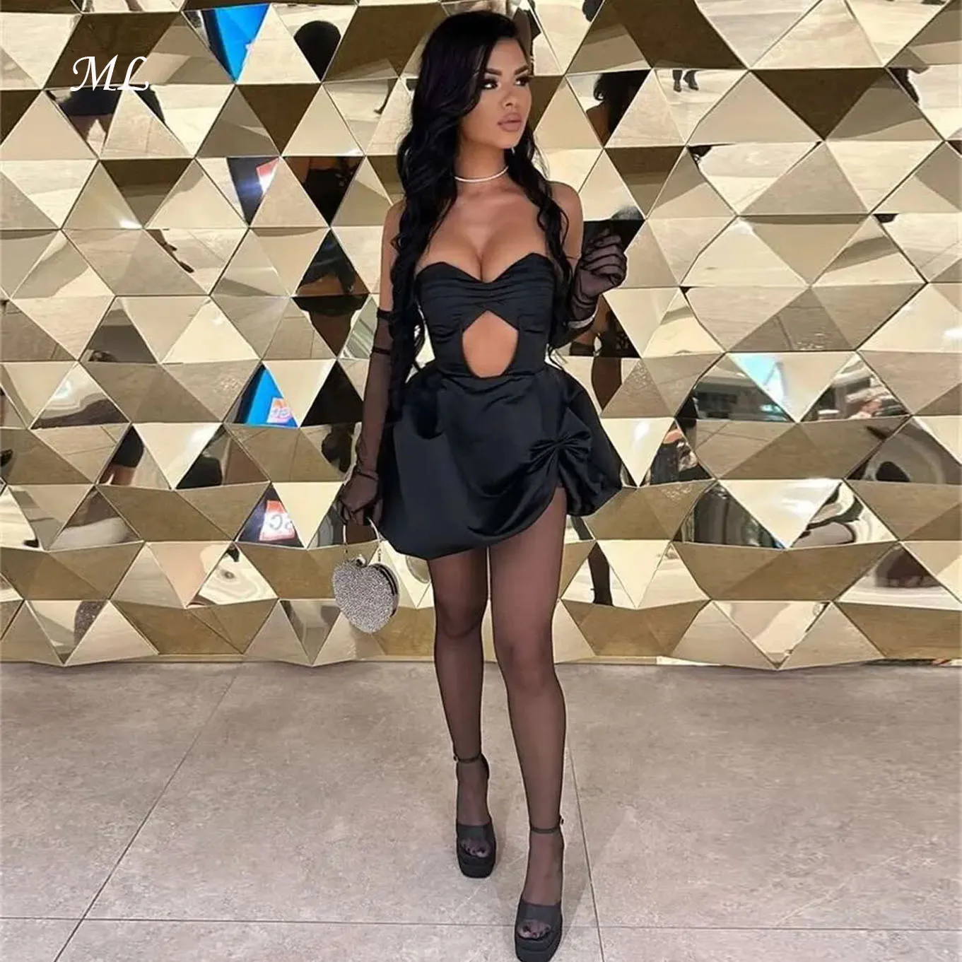 ML Modern Cut Out Mini Prom Gown Sweetheart Black Satin A-Line Special Occasion Celebration Dress Customized for Women New 2026
ML Modern Cut Out Mini Prom Gown Sweetheart Black Satin A-Line Special Occasion Celebration Dress Customized for Women New 2026
