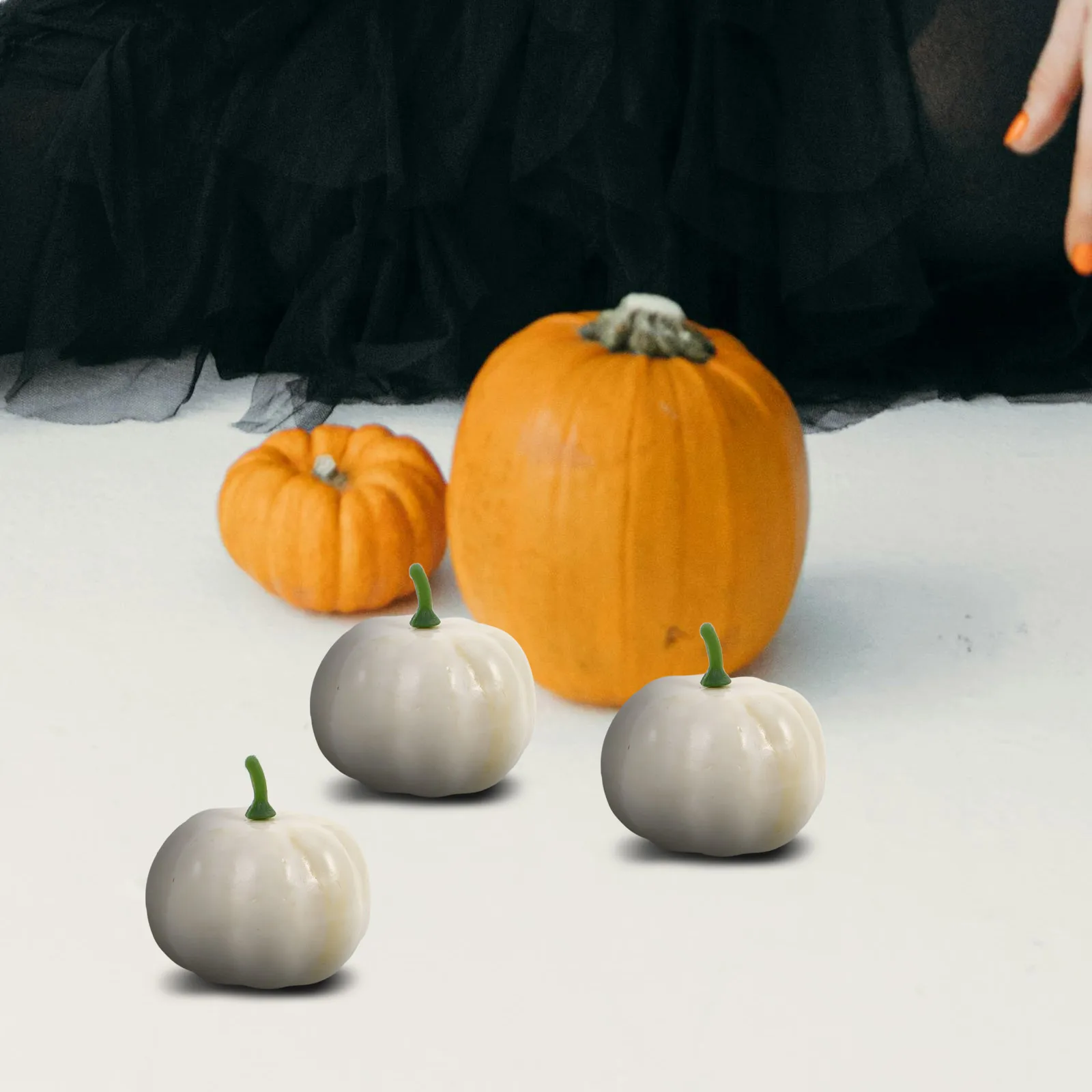 16 Pcs Pumpkin Props Craft Foam Simulation Artificial Decoration Creative Design for Halloween Thanksgiving Kids Toy
16 Pcs Pumpkin Props Craft Foam Simulation Artificial Decoration Creative Design for Halloween Thanksgiving Kids Toy