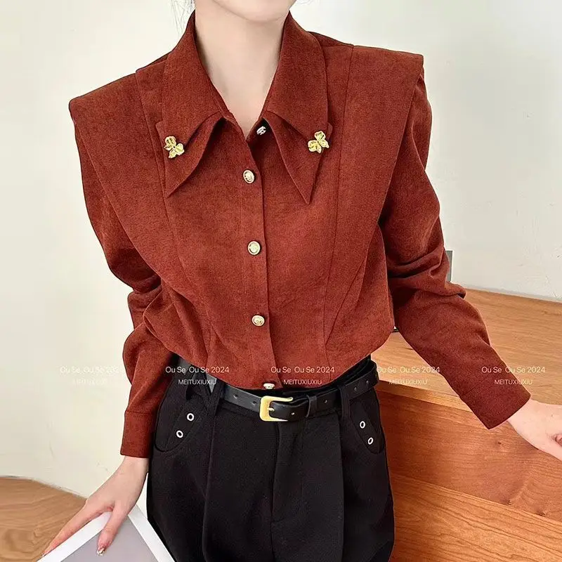Autumn and winter new fashionable foreign versatile shirt French simple and high-end sense Encore red women's shirt
Autumn and winter new fashionable foreign versatile shirt French simple and high-end sense Encore red women's shirt