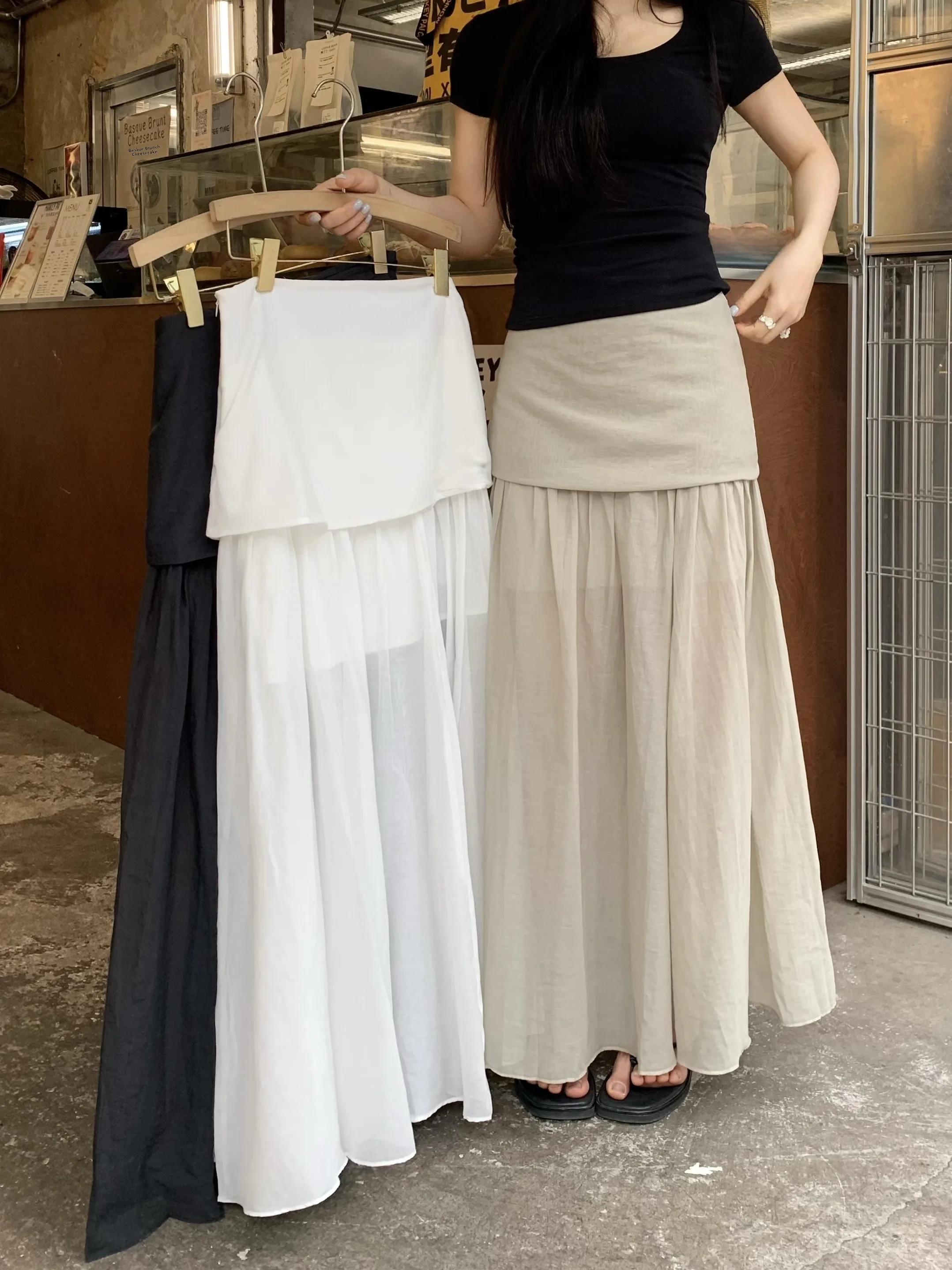 Korean Style High Waist A-Line Skirt Women's Summer Slimming Pure Color Mesh Splicing Half-length Skirt CityWalk Side Zipper
Korean Style High Waist A-Line Skirt Women's Summer Slimming Pure Color Mesh Splicing Half-length Skirt CityWalk Side Zipper