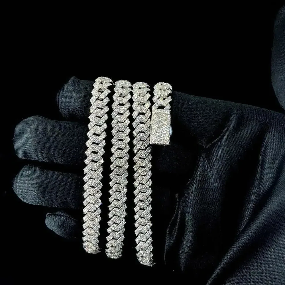 Pass Diamond Tester Hip Hop Jewelry 925 Sterling Silver Vvs Moissanite Diamond Iced Out Cuban Link Chain Necklace for Men 
Pass Diamond Tester Hip Hop Jewelry 925 Sterling Silver Vvs Moissanite Diamond Iced Out Cuban Link Chain Necklace for Men