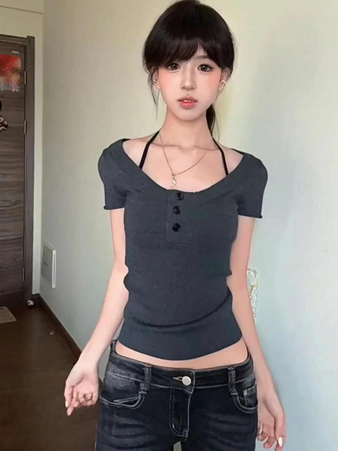 Slim Fit Knitted Woolen Top Women's Summer Short Sleeve Henry Collar Knitwear Pure Desirable Style Casual Chic Body Shape Enh...
Slim Fit Knitted Woolen Top Women's Summer Short Sleeve Henry Collar Knitwear Pure Desirable Style Casual Chic Body Shape Enh...