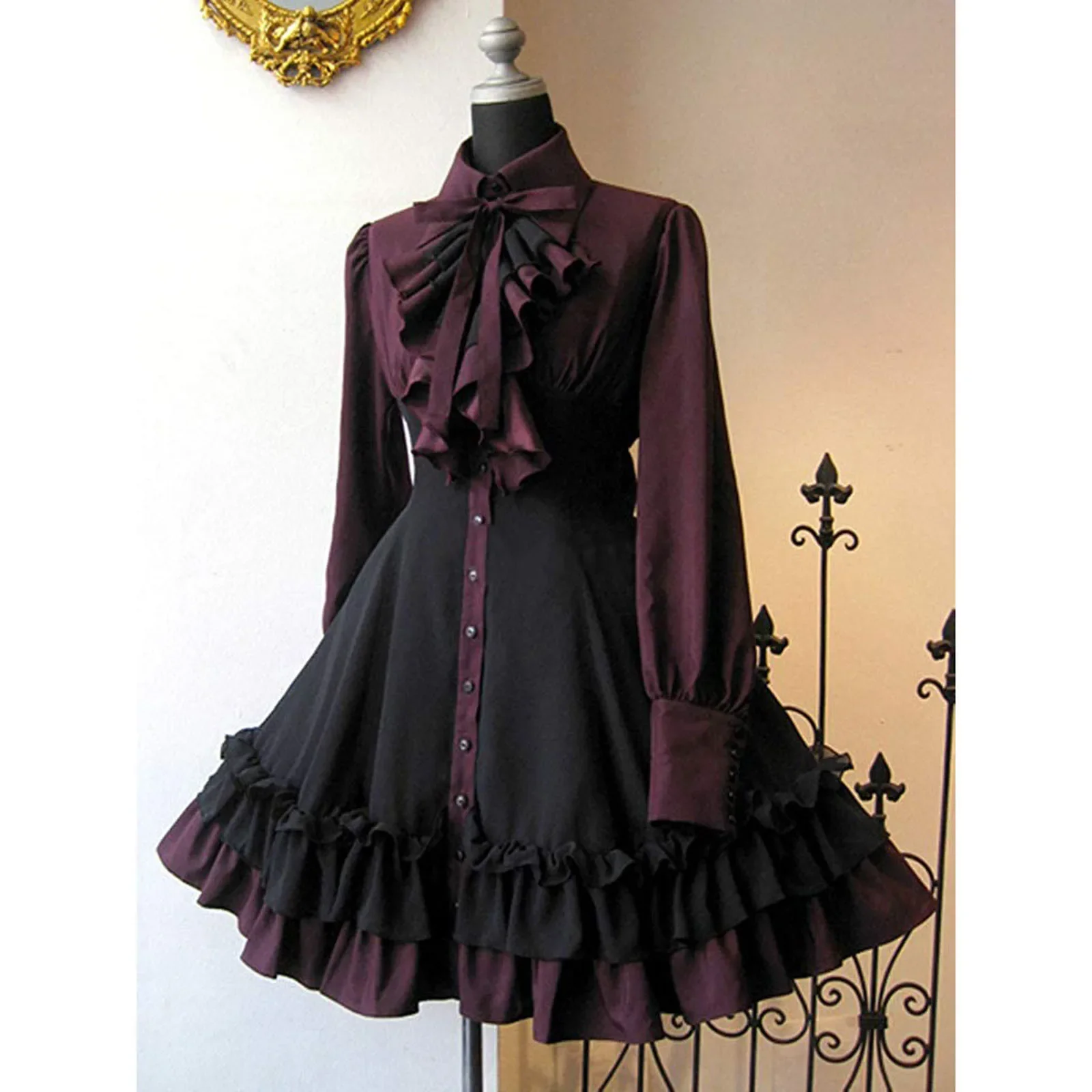 Halloween Carnaval Medieval Retro Gothic Lolita Black Women Dresses Bow Collar Pleated Lace Up Vintage Dress
Halloween Carnaval Medieval Retro Gothic Lolita Black Women Dresses Bow Collar Pleated Lace Up Vintage Dress