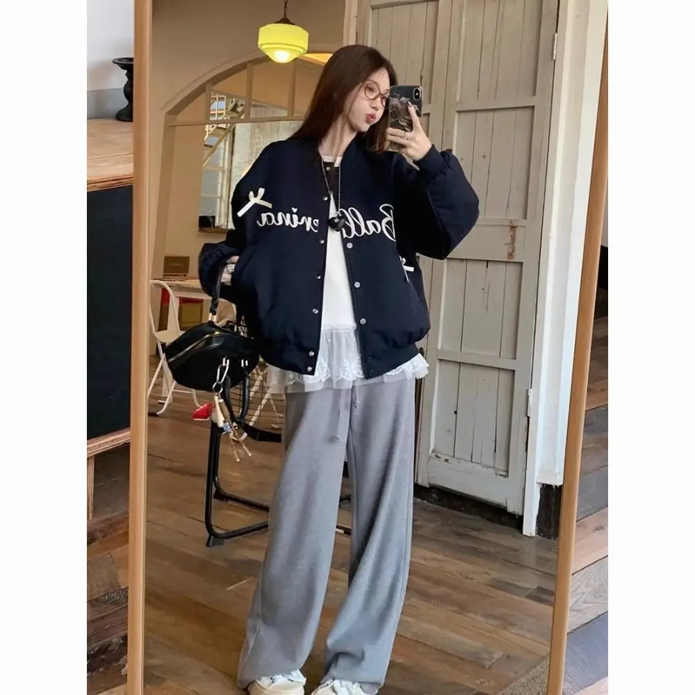 Шикарные и элегантные женские куртки, женские нагревательные материалы с принтом, цветной верхний плащ, индивидуальный красивый осенне-зимний вид, ткань
Шикарные и элегантные женские куртки, женские нагревательные материалы с принтом, цветной верхний плащ, индивидуальный красивый осенне-зимний вид, ткань