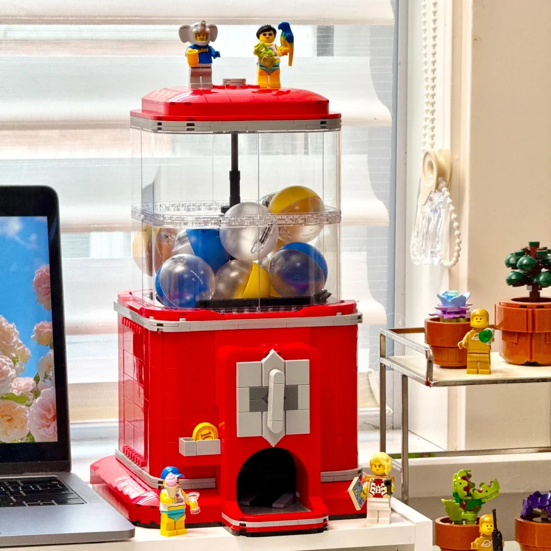 2026 New Creative Minifigure Vending Machine Building Blocks Capsule Toys Gashapon Model Assemble Bricks Toy Gift For Kids Adult
2026 New Creative Minifigure Vending Machine Building Blocks Capsule Toys Gashapon Model Assemble Bricks Toy Gift For Kids Adult