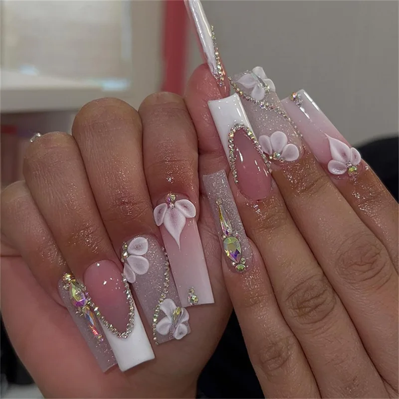 24Pcs Long Square Reusbale Fake Nails White Gradient French Manicure Tips Rhinestone 3D Flower Shiny Powder Press on False Nails
24Pcs Long Square Reusbale Fake Nails White Gradient French Manicure Tips Rhinestone 3D Flower Shiny Powder Press on False Nails