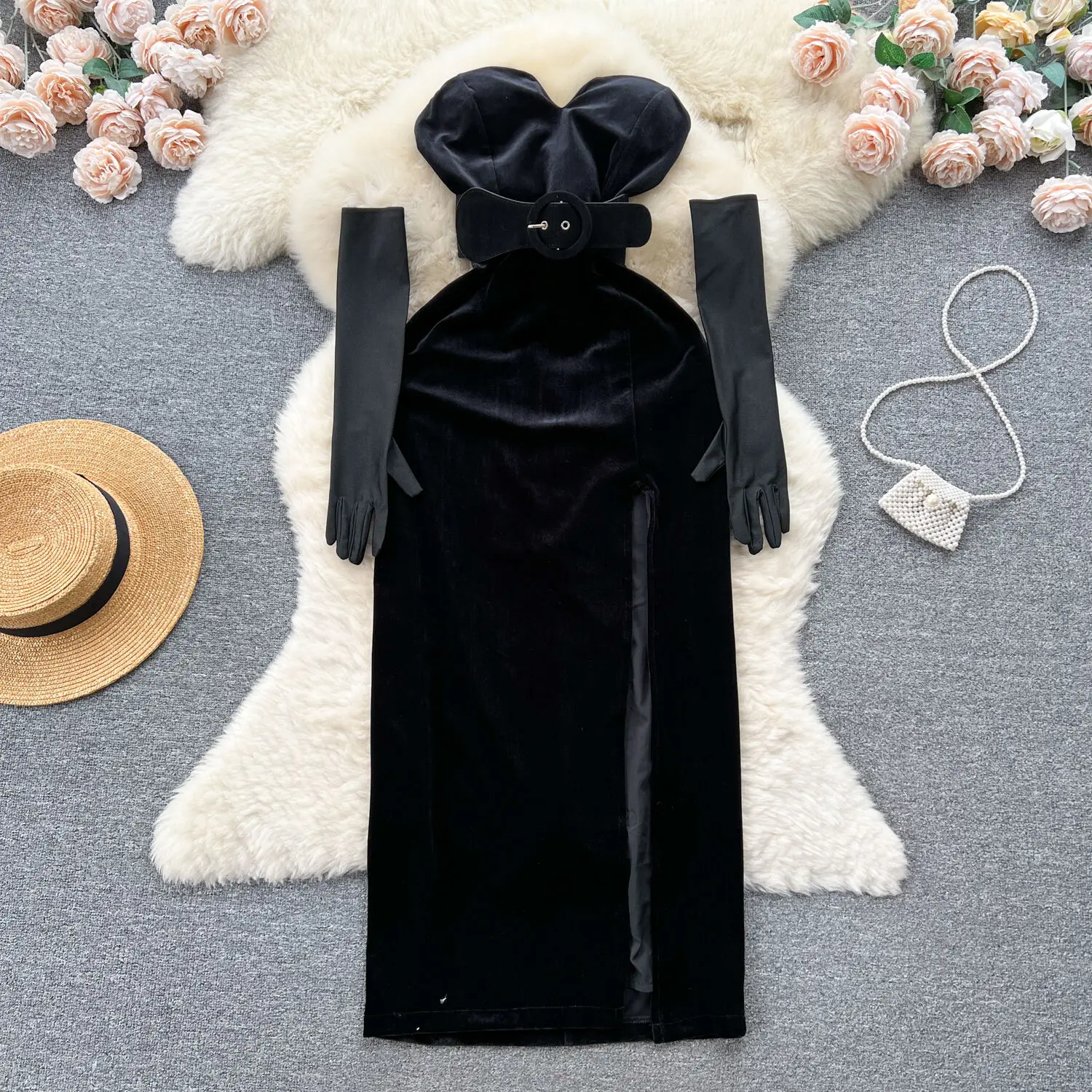 Hepburn Style Black Chic Evening Dress Worn By Female Women High Quality Velvet Bra And Slit Dress With Off Sleeves Party Dress
Hepburn Style Black Chic Evening Dress Worn By Female Women High Quality Velvet Bra And Slit Dress With Off Sleeves Party Dress