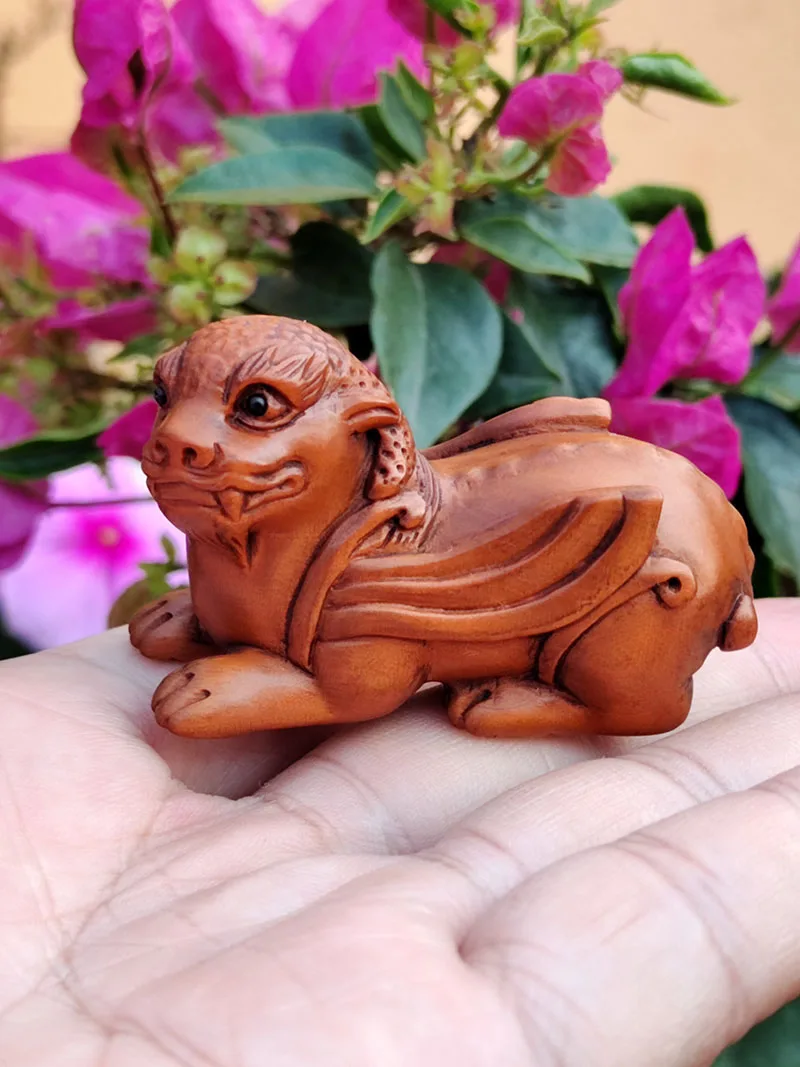 GX973 — 20-летний 2-дюймовый самшит ручной работы Netsuke: Baby Dragon Foo Dog Lion
GX973 — 20-летний 2-дюймовый самшит ручной работы Netsuke: Baby Dragon Foo Dog Lion