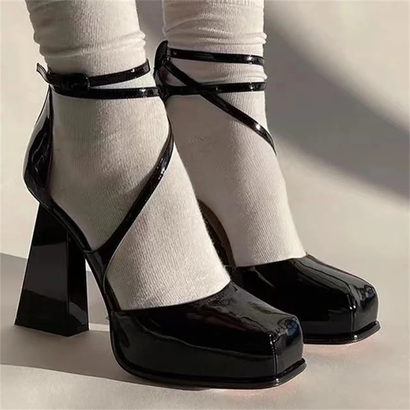 Black Platform Leather Female Pumps Square Toe Chunky High Heels Ankle Strap Mary Janes Sandals Temperament Wild Women Shoes
Black Platform Leather Female Pumps Square Toe Chunky High Heels Ankle Strap Mary Janes Sandals Temperament Wild Women Shoes