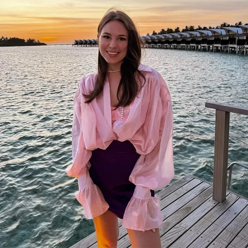 American style Mew Fashion American Women's Turn-down Collar Long Lantern Sleeve Casual Trendy Loose Shirts Female Clothes Tops
American style Mew Fashion American Women's Turn-down Collar Long Lantern Sleeve Casual Trendy Loose Shirts Female Clothes Tops