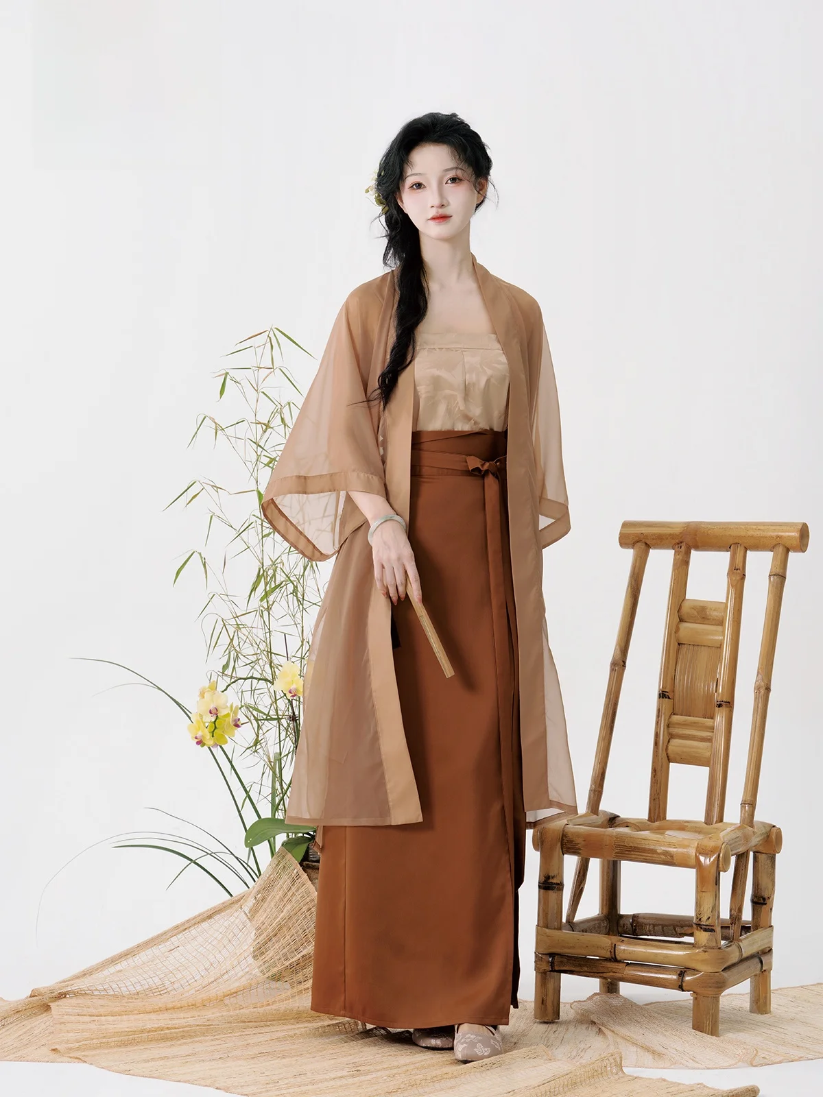 Original Hanfu Sweeping Temple Three-Piece Set Modified Song Dynasty Long Dry Temple Skirt Coffee And Tea Cultural Apparel
Original Hanfu Sweeping Temple Three-Piece Set Modified Song Dynasty Long Dry Temple Skirt Coffee And Tea Cultural Apparel