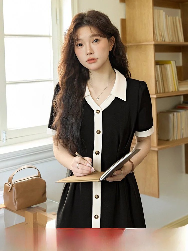 Slimming A-Line Midi Dress with Single Button Short Sleeve for plus Size Women Elegant Style Long Dress Casual Wear
Slimming A-Line Midi Dress with Single Button Short Sleeve for plus Size Women Elegant Style Long Dress Casual Wear