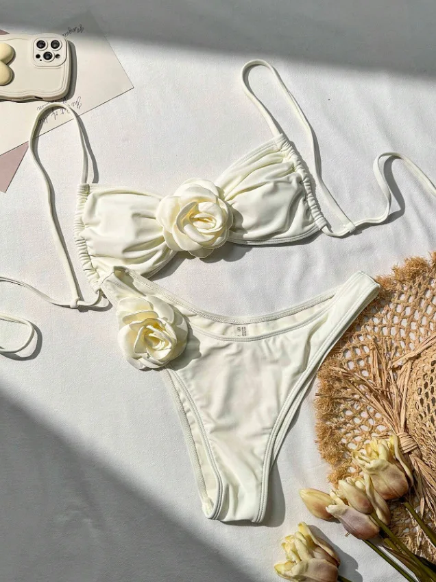 Simple and Sexy 3D Flower Patchwork Bikini Set for Women Lace-Up Swimsuit with Drawstring Halter Beach and Poolside
Simple and Sexy 3D Flower Patchwork Bikini Set for Women Lace-Up Swimsuit with Drawstring Halter Beach and Poolside