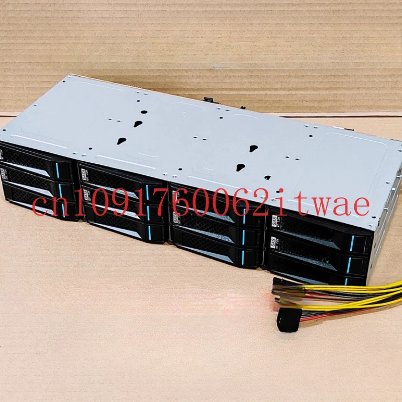 Корпус для жесткого диска с 12 отсеками, 3,5 дюйма, 4 расширения, 6 ГБ, 12 ГБ
Корпус для жесткого диска с 12 отсеками, 3,5 дюйма, 4 расширения, 6 ГБ, 12 ГБ