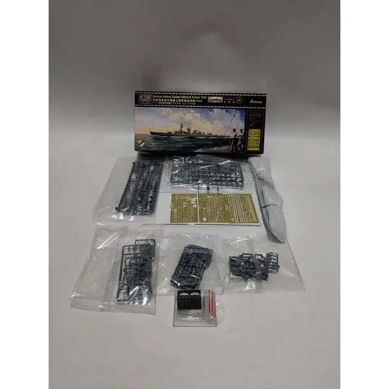 Flyhawk FH1168S 1/700 1940 Немецкий тяжелый крейсер Адмирал Шеер, пластиковый сборный модельный набор, делюкс-издание
Flyhawk FH1168S 1/700 1940 Немецкий тяжелый крейсер Адмирал Шеер, пластиковый сборный модельный набор, делюкс-издание
