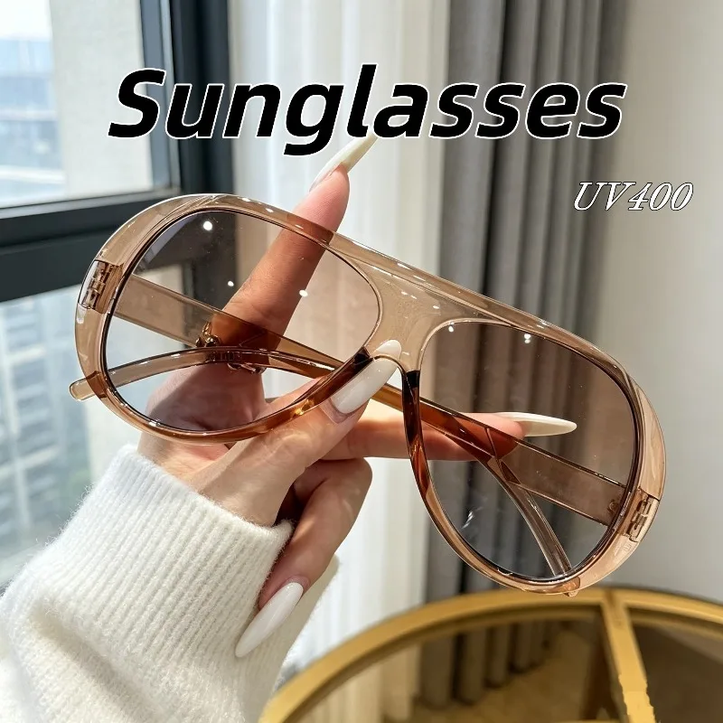 New Fashionable Ultra Light Oversized Frame UV400 Sunglasses Outdoor Travel Street Style Frog-Eye Sunscreen Eyeglasses Unisex
New Fashionable Ultra Light Oversized Frame UV400 Sunglasses Outdoor Travel Street Style Frog-Eye Sunscreen Eyeglasses Unisex