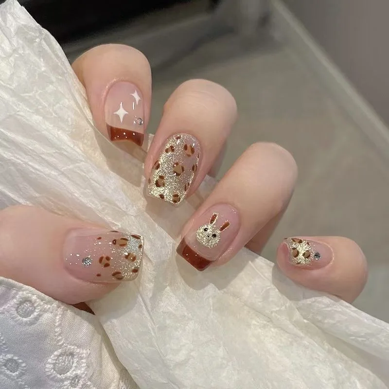 30pcs Fake Nails Gold-Glitter Leopard-Print Bunny Crystal Cat-Eye French Tips Short Press-On Nail Tips Perfect Gift for Girls
30pcs Fake Nails Gold-Glitter Leopard-Print Bunny Crystal Cat-Eye French Tips Short Press-On Nail Tips Perfect Gift for Girls