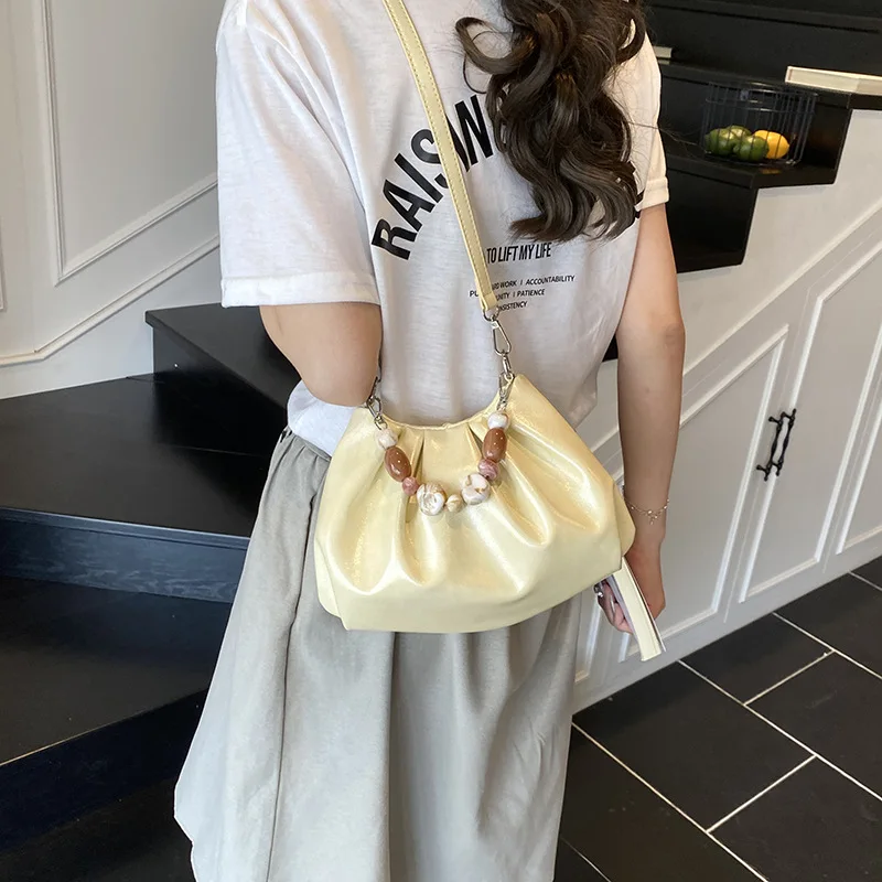 Cloud Pleated Tote Bag - Women's Beaded Handle Purse (New Chinese Style Shoulder Bag)
Cloud Pleated Tote Bag - Women's Beaded Handle Purse (New Chinese Style Shoulder Bag)