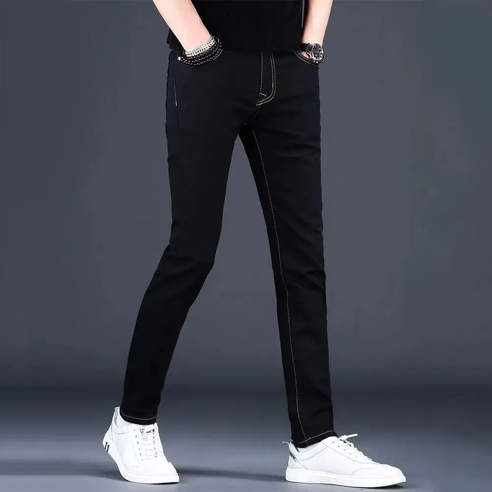 Модные мужские джинсы прямого кроя в стиле casual, длинные брюки для осени и весны, корейская версия, дизайн в стиле nine points.
Модные мужские джинсы прямого кроя в стиле casual, длинные брюки для осени и весны, корейская версия, дизайн в стиле nine points.