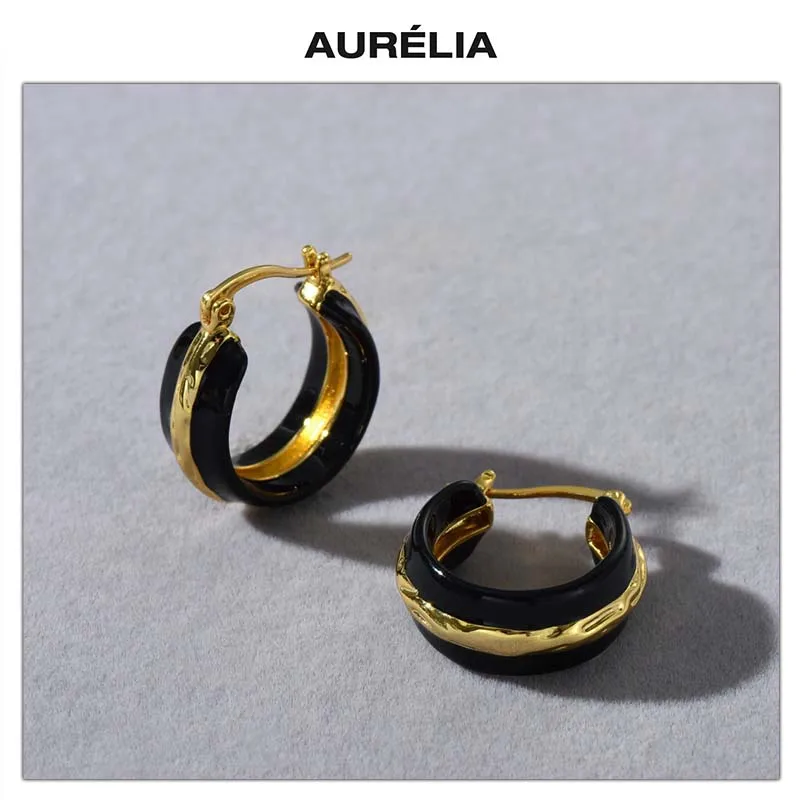 Modern Classic Black White Drop Glazed Circular Earrings Dainty Jewelry Women Designer High Quality Accessories
Modern Classic Black White Drop Glazed Circular Earrings Dainty Jewelry Women Designer High Quality Accessories