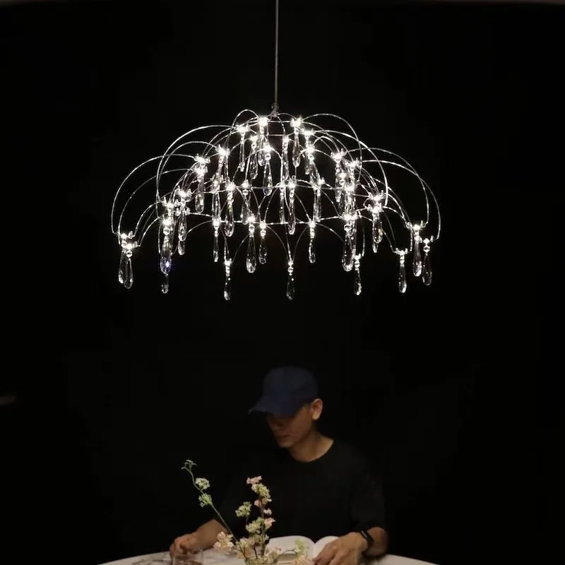 Umbrella-shaped crystal chandelier in the living room, firefly lamp in the dining room, creative art design, postmodern lamps
Umbrella-shaped crystal chandelier in the living room, firefly lamp in the dining room, creative art design, postmodern lamps