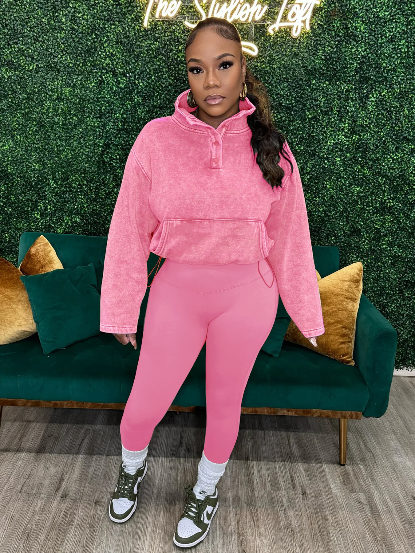 Casual Women's Suit Autumn Long-Sleeved Stand-Up Collar Top And Slim Pants Outfits Solid Color Ladies Two-Piece Set
Casual Women's Suit Autumn Long-Sleeved Stand-Up Collar Top And Slim Pants Outfits Solid Color Ladies Two-Piece Set