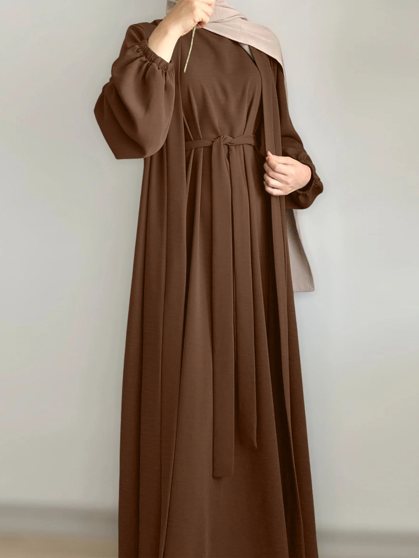 Embroidered Two-Piece Abaya Dress for Women Modest Prayer Dress Style Turkish Kaftan Marocain Caftan Hijab Robe
Embroidered Two-Piece Abaya Dress for Women Modest Prayer Dress Style Turkish Kaftan Marocain Caftan Hijab Robe