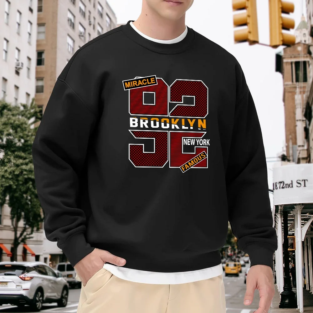Men's Black Crew Neck Pullover Sweatshirt with Digital Letter Print, Trendy Top, Street Casual Style, Loose Fit, Versatile for Everyday Wear
Men's Black Crew Neck Pullover Sweatshirt with Digital Letter Print, Trendy Top, Street Casual Style, Loose Fit, Versatile for Everyday Wear